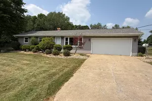 32 Ashley Ct, Battle Creek, MI 49014 - Photo 1