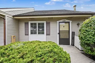 4239 Eastcastle Ct SE, Grand Rapids, MI 49508 - Photo 1