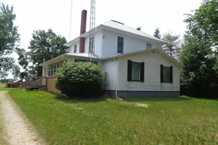 1311 E Montgomery Rd, Hillsdale, MI 49242 - Photo 1