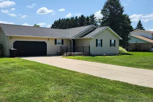 1715 Holiday Dr, Niles, MI 49120 - Photo 1