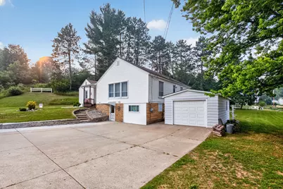 226 W Church Avenue, Reed City, MI 49677 - Photo 1