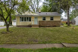 3721 Devonshire Ave, Kalamazoo, MI 49006 - Photo 1