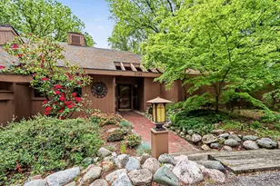 6201 Horizon Heights Dr, Kalamazoo, MI 49009 - Photo 1