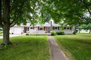 119 Cross St, Dowagiac, MI 49047 - Photo 1
