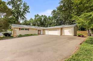4340 Lakeside Dr, Kalamazoo, MI 49008 - Photo 1