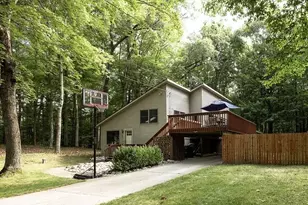1430 N Scenic Dr, Muskegon, MI 49445 - Photo 1