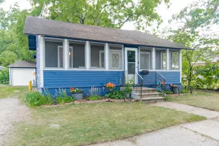 212 E Hammond St, Otsego, MI 49078 - Photo 1