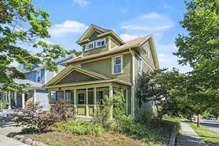 769 Hawthorne St NE, Grand Rapids, MI 49503 - Photo 1