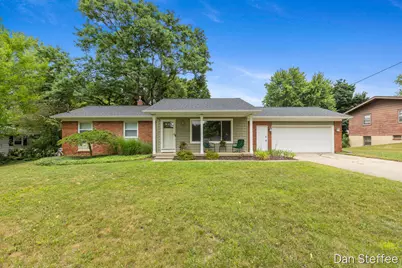 841 Elmdale Street NE, Grand Rapids, MI 49525 - Photo 1