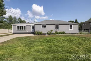 1104 S Drent Rd, Muskegon, MI 49442 - Photo 1