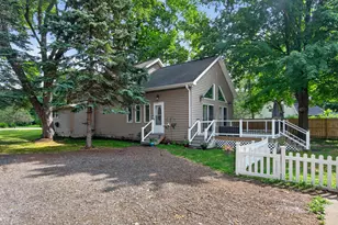 1113 Napoleon Rd, Jackson, MI 49201 - Photo 1