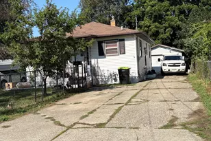 2101 Galewood Ave SW, Wyoming, MI 49509 - Photo 1
