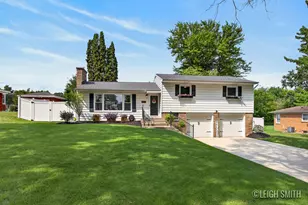 2165 Apple Ave NW, Grand Rapids, MI 49504 - Photo 1
