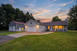 2777 Blackman Rd, Jackson, MI 49201 - Photo 1