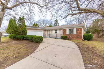 1237 Dale Court NE, Grand Rapids, MI 49505 - Photo 1