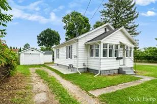 837 E Marshall St, Hastings, MI 49058 - Photo 1