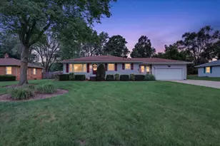 1055 Elmwood Dr, Jenison, MI 49428 - Photo 1