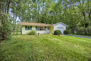 1940 Maple Grove Rd, Jackson, MI 49201 - Photo 1