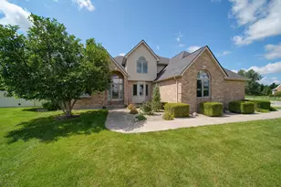 1245 Berkshire Ct, Adrian, MI 49221 - Photo 1