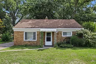 229 S 22nd Street S, Battle Creek, MI 49015 - Photo 1