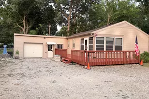 8742 Wildwood Ct, Jackson, MI 49201 - Photo 1
