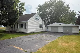 1782 Vine St, Manistee, MI 49660 - Photo 1