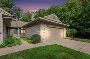 517 Tournament Cir, Muskegon, MI 49444 - Photo 1