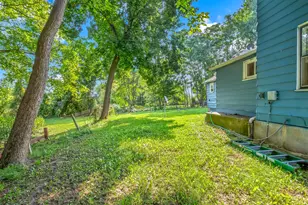 321 S Main St, Camden, MI 49232 - Photo 11