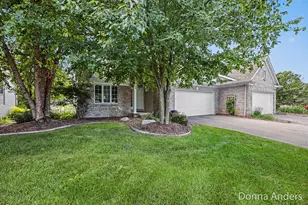 2015 Bryceway Ct NE, Grand Rapids, MI 49505 - Photo 1