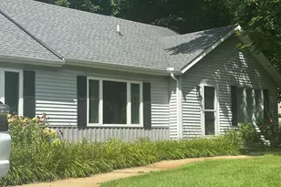 733 Crahen Ave NE, Grand Rapids, MI 49525 - Photo 1