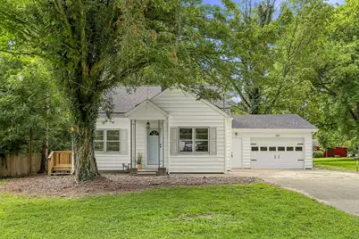 432 E Baldwin Avenue, Watervliet, MI 49098 - Photo 1