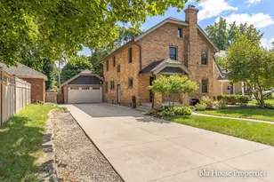 1024 Cadillac Dr SE, Grand Rapids, MI 49506 - Photo 1