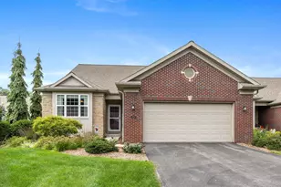 2955 Woodridge Cir NE, Grand Rapids, MI 49525 - Photo 1