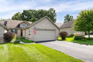 2532 Highridge Hills Ln SE, Grand Rapids, MI 49546 - Photo 1