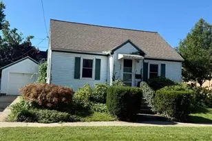 500 Fulton Ave, Grand Haven, MI 49417 - Photo 1
