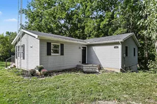 14800 E Wagner Rd, Buchanan, MI 49107 - Photo 1