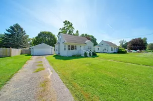 2313 W North St, Jackson, MI 49202 - Photo 1