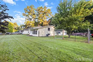 1624 W Giles Rd, Muskegon, MI 49445 - Photo 3
