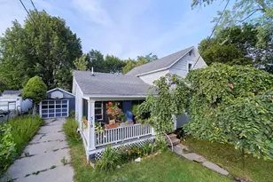 510 2nd St, Manistee, MI 49660 - Photo 1