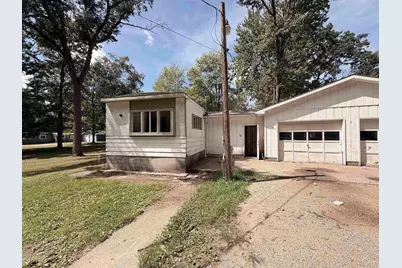 2303 Edgewood Drive, Farwell, MI 48622 - Photo 1