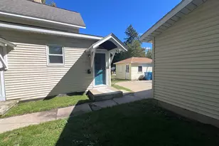 369 4th St, Manistee, MI 49660 - Photo 1