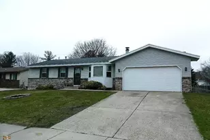 4527 Blackfoot Dr SW, Grandville, MI 49418 - Photo 1