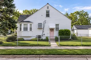 17306 Toepfer Dr, Eastpointe, MI 48021 - Photo 1