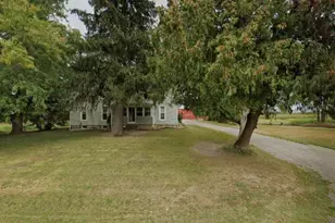12040 Union Rd, Pittsford, MI 49271 - Photo 1