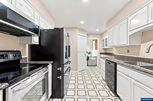 2510 Alameda St NE, Salem, OR 97301 - Photo 23