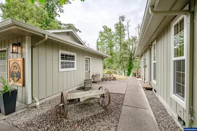 40166 Gates School Rd, Gates, OR 97346 - Photo 33