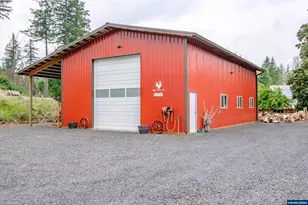 40166 Gates School Rd, Gates, OR 97346 - Photo 37