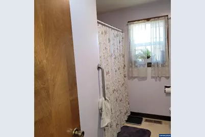 2075 Brown Rd NE, Salem, OR 97305 - Photo 13