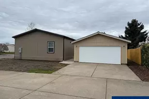 2544 Rosebay St, Eugene, OR 97402 - Photo 7