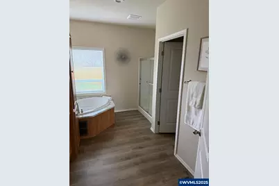 2544 Rosebay St, Eugene, OR 97402 - Photo 13